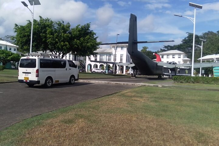 Private Shuttle Service from Monteverde Cloud Forest to Liberia Airport - Photo 1 of 6